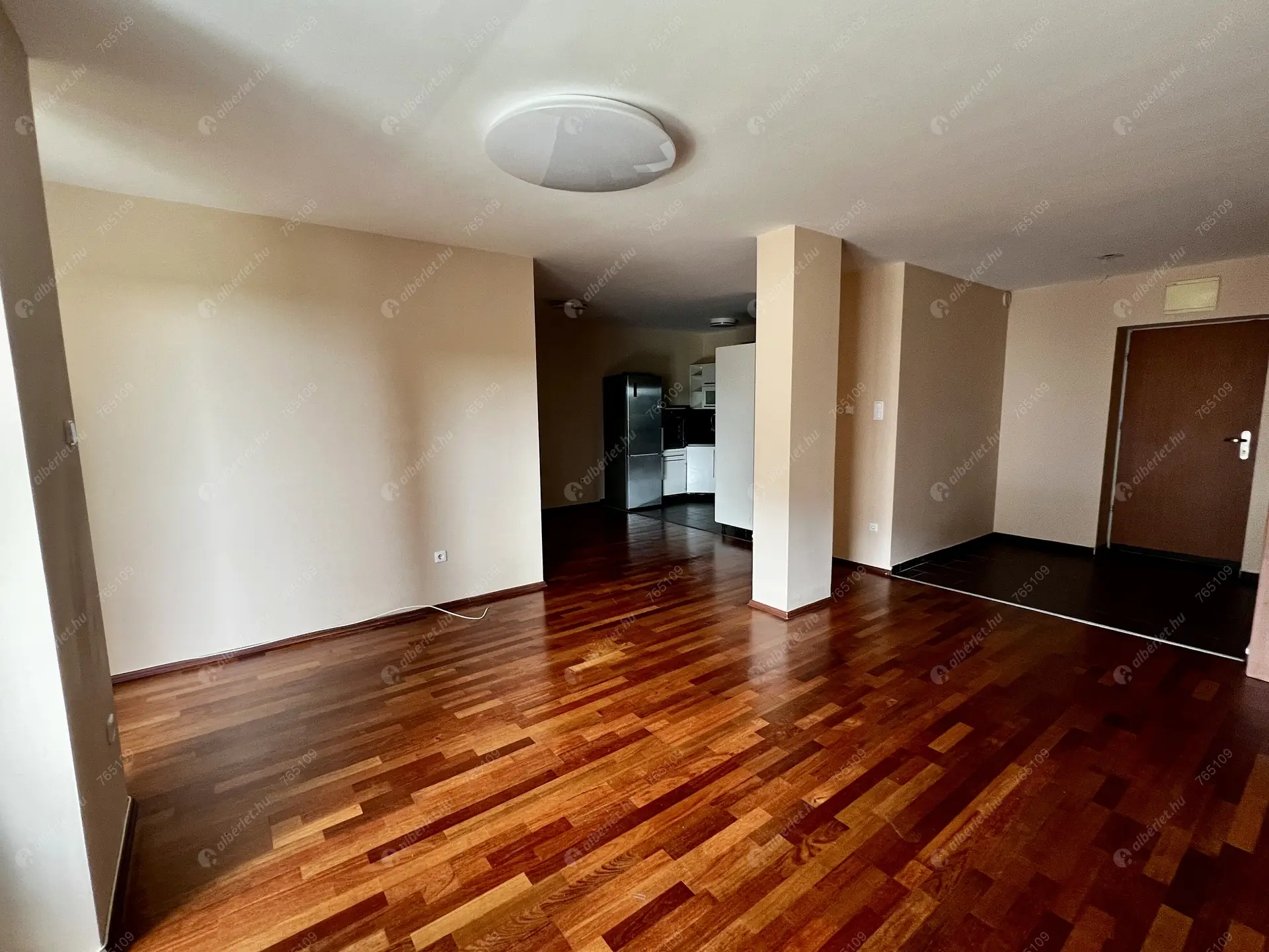 Kiadó albérlet 390000 Ft/hó áron: Budapest, III. kerület  Lajos utca. Mérete: 78 nm, 3 szobás | Alberlet.hu - 6494803