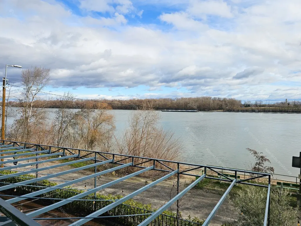 Kiadó albérlet 530000 Ft/hó áron: Budapest, III. kerület  Losonc utca. Mérete: 78 nm, 3 szobás | Alberlet.hu - 6663696