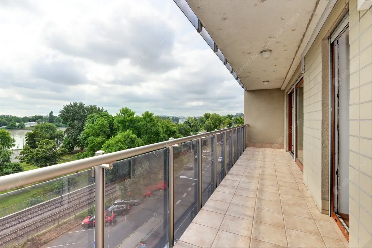 Kiadó albérlet 432000 Ft/hó áron: Budapest, III. kerület  Nagyszombat utca. Mérete: 70 nm, 3 szobás | Alberlet.hu - 4961711