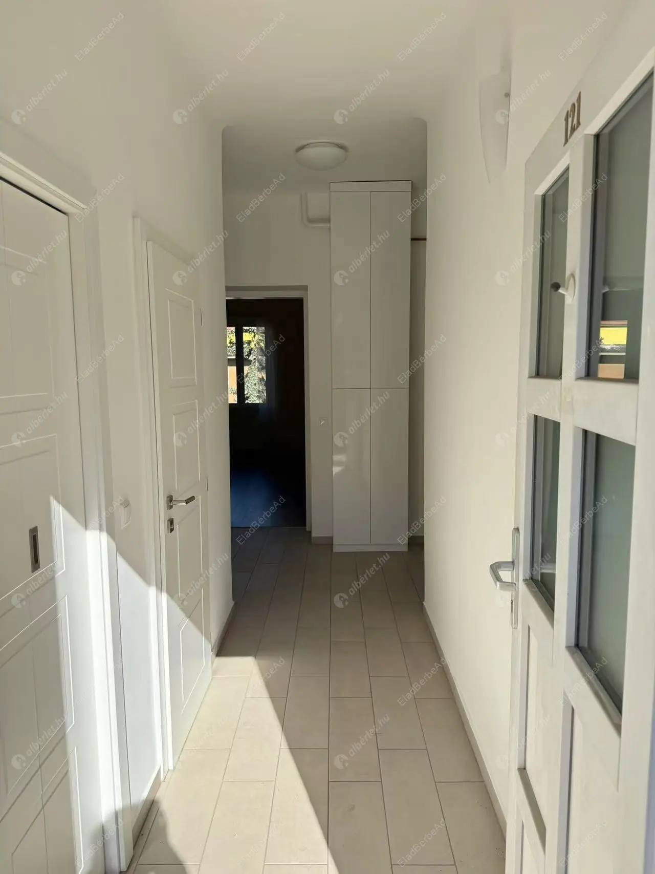 Kiadó albérlet 490000 Ft/hó áron: Budapest, III. kerület  Nagyszombat utca. Mérete: 96 nm, 3 szobás | Alberlet.hu - 6450423