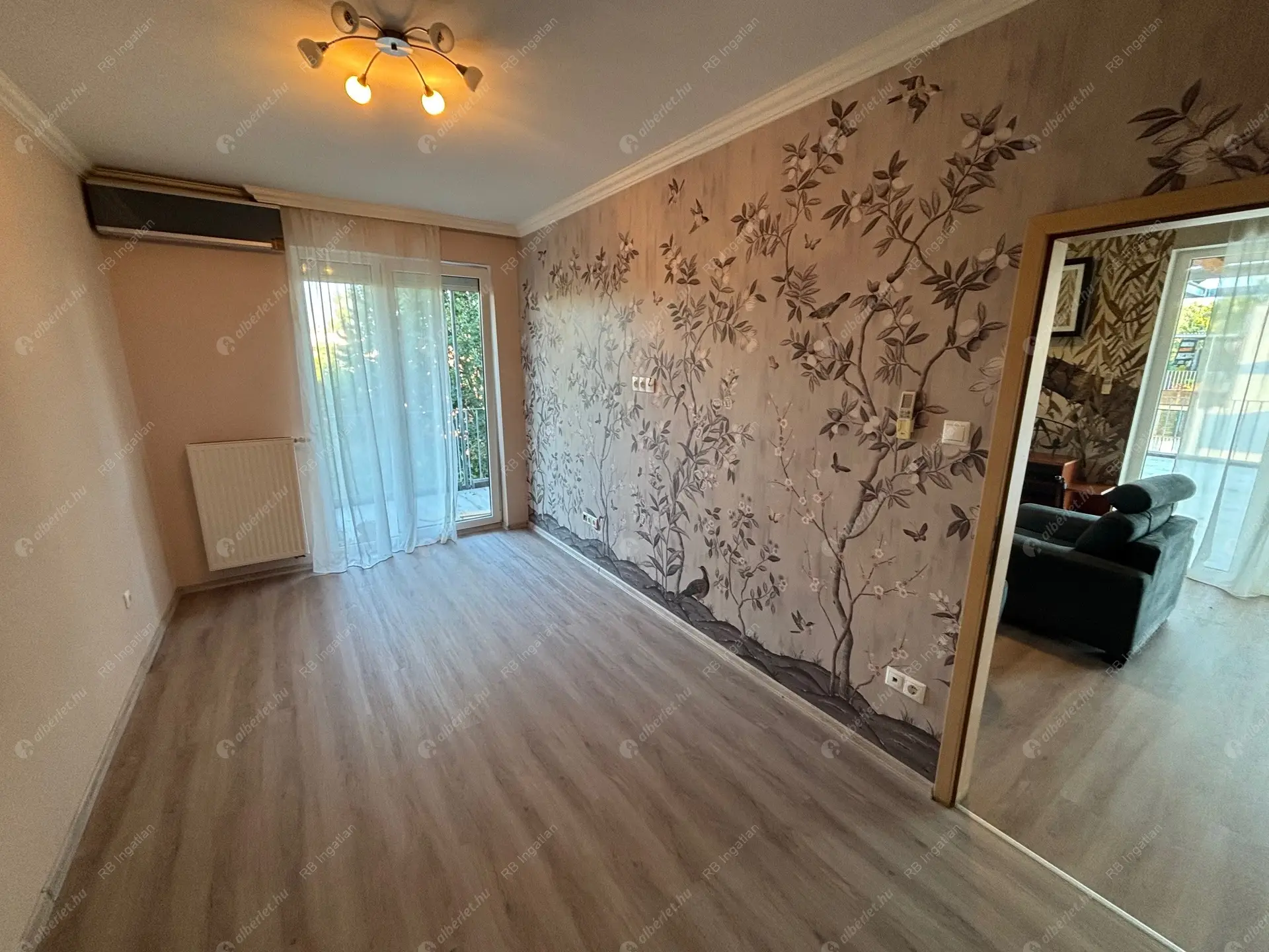 Kiadó albérlet 690000 Ft/hó áron: Budapest, III. kerület  Nánási út. Mérete: 136 nm, 4 szobás | Alberlet.hu - 6503570