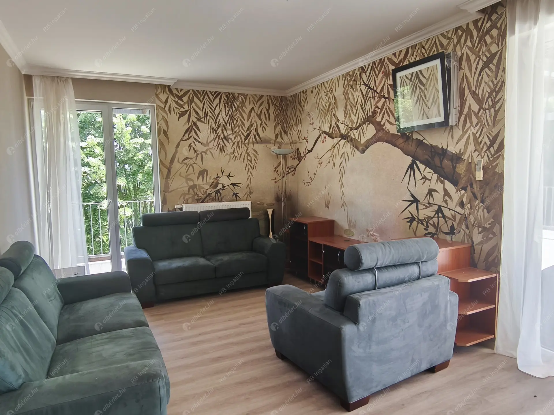 Kiadó albérlet 690000 Ft/hó áron: Budapest, III. kerület  Nánási út. Mérete: 136 nm, 4 szobás | Alberlet.hu - 6503582