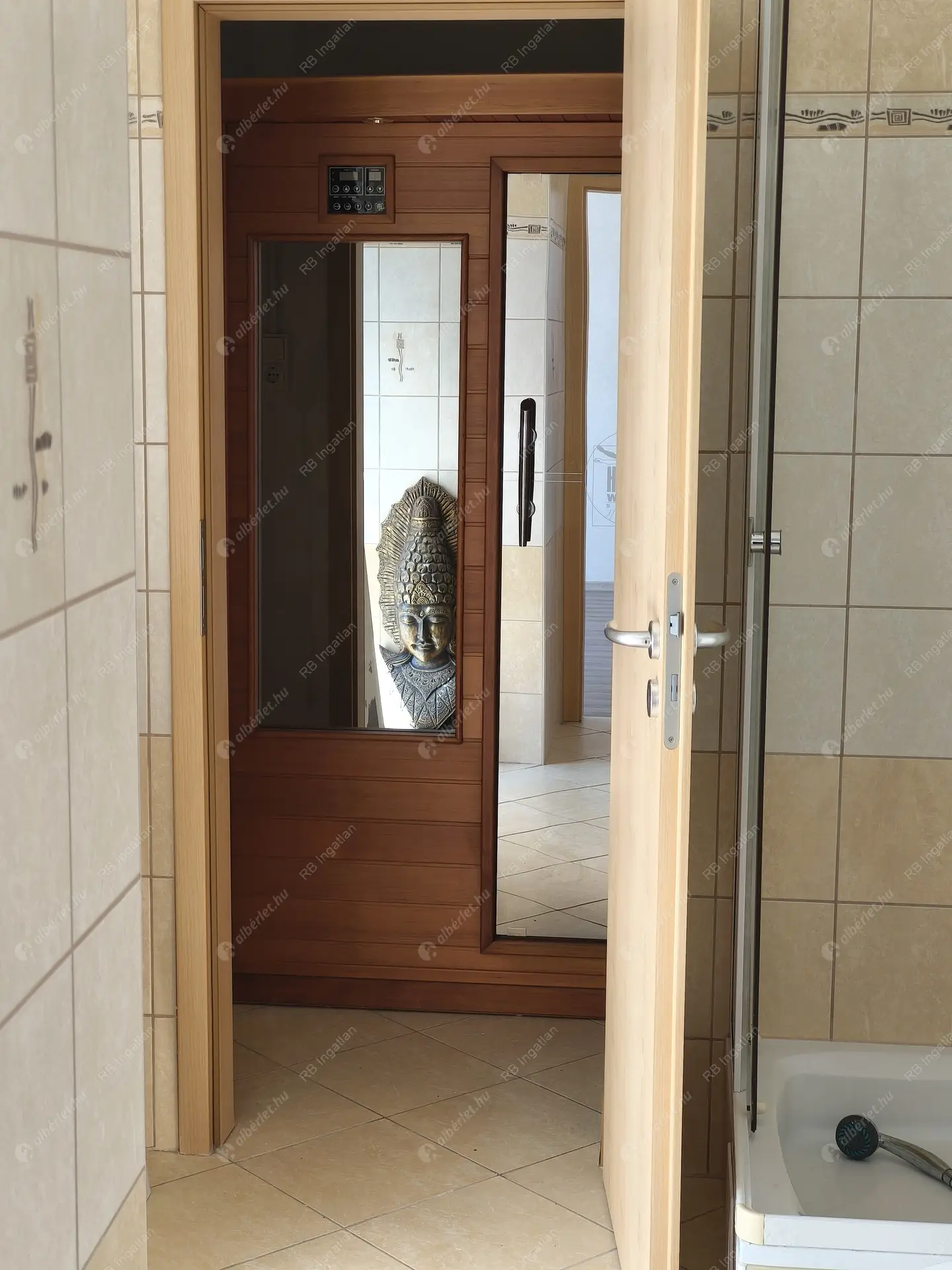 Kiadó albérlet 690000 Ft/hó áron: Budapest, III. kerület  Nánási út. Mérete: 136 nm, 4 szobás | Alberlet.hu - 6503588