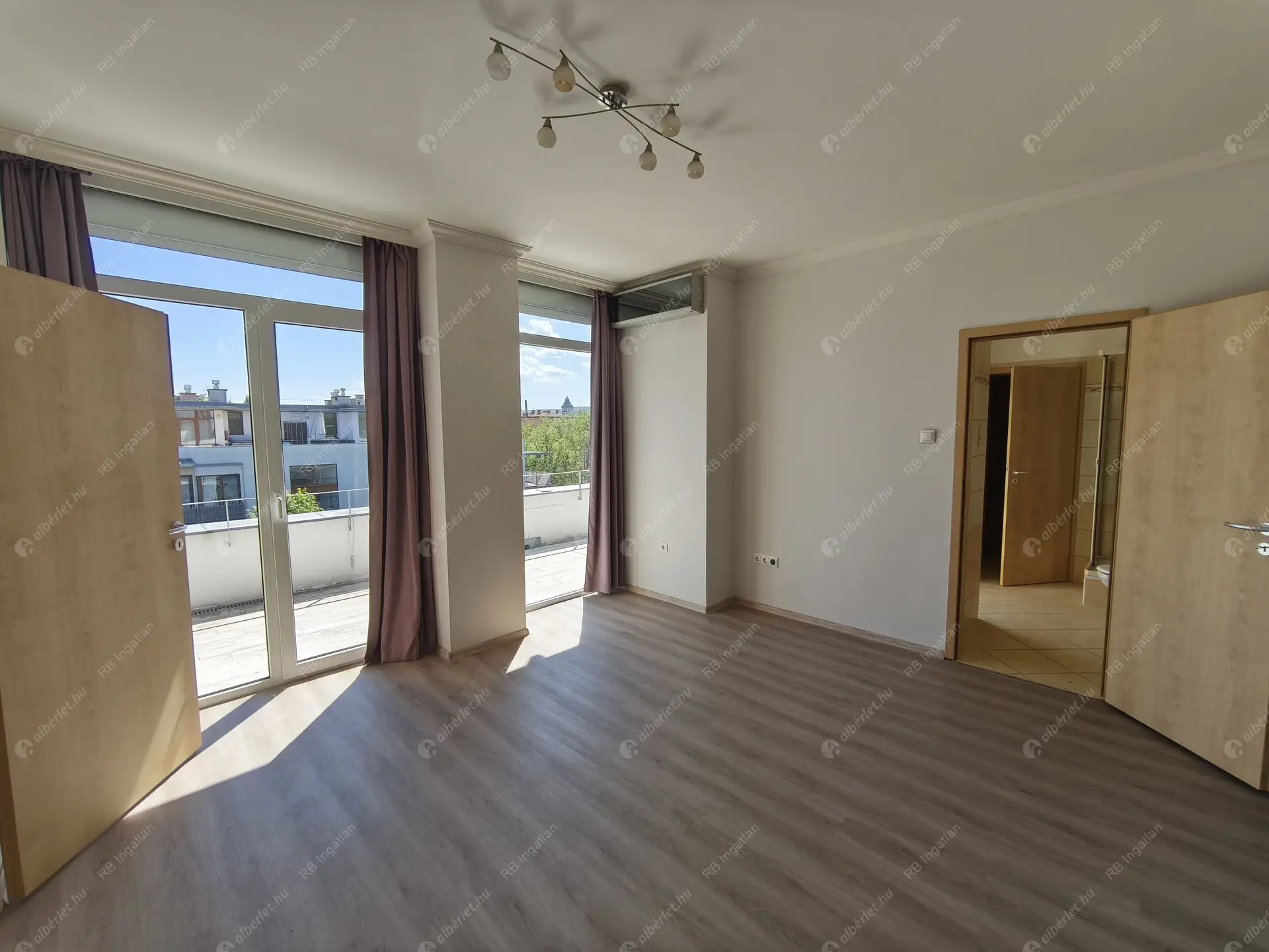Kiadó albérlet 690000 Ft/hó áron: Budapest, III. kerület  Nánási út. Mérete: 136 nm, 4 szobás | Alberlet.hu - 6503592