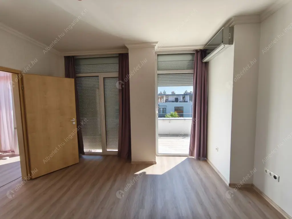 Kiadó albérlet 690000 Ft/hó áron: Budapest, III. kerület  Nánási út. Mérete: 136 nm, 4 szobás | Alberlet.hu - 6513139