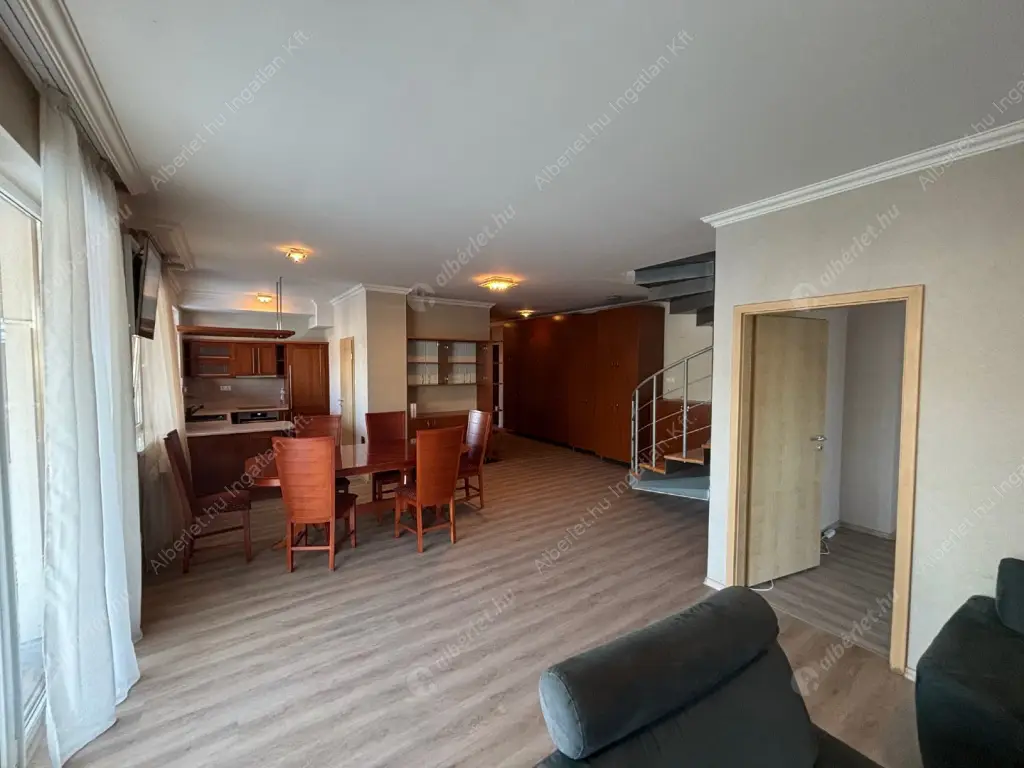 Kiadó albérlet 690000 Ft/hó áron: Budapest, III. kerület  Nánási út. Mérete: 136 nm, 4 szobás | Alberlet.hu - 6615435