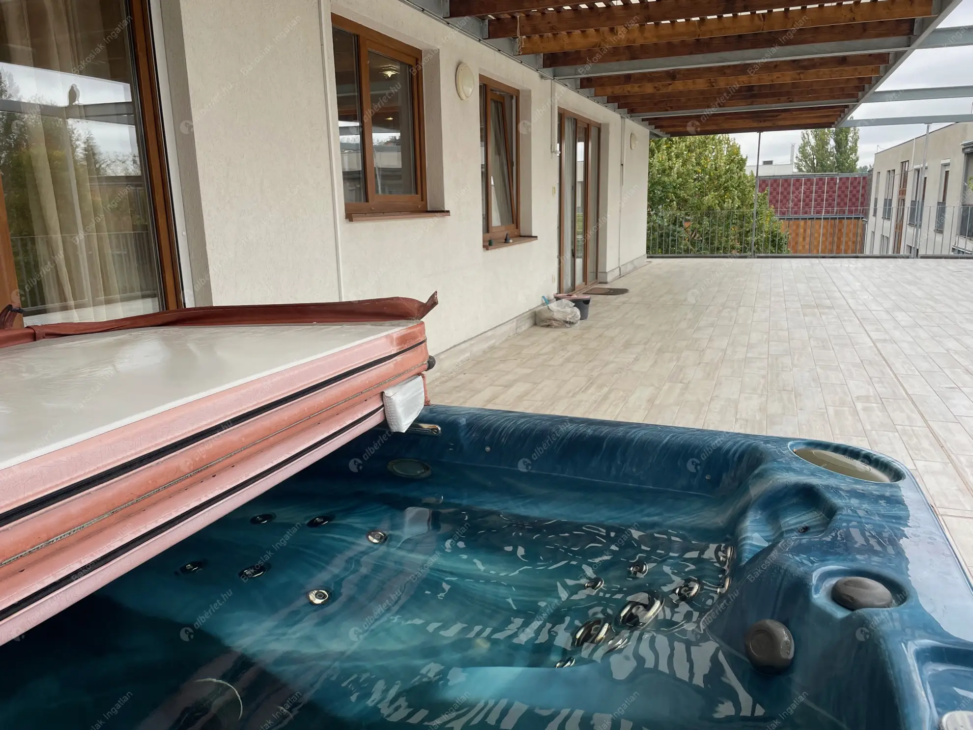 Kiadó albérlet 690000 Ft/hó áron: Budapest, III. kerület  Nánási út. Mérete: 136 nm, 4 szobás | Alberlet.hu - 6547198