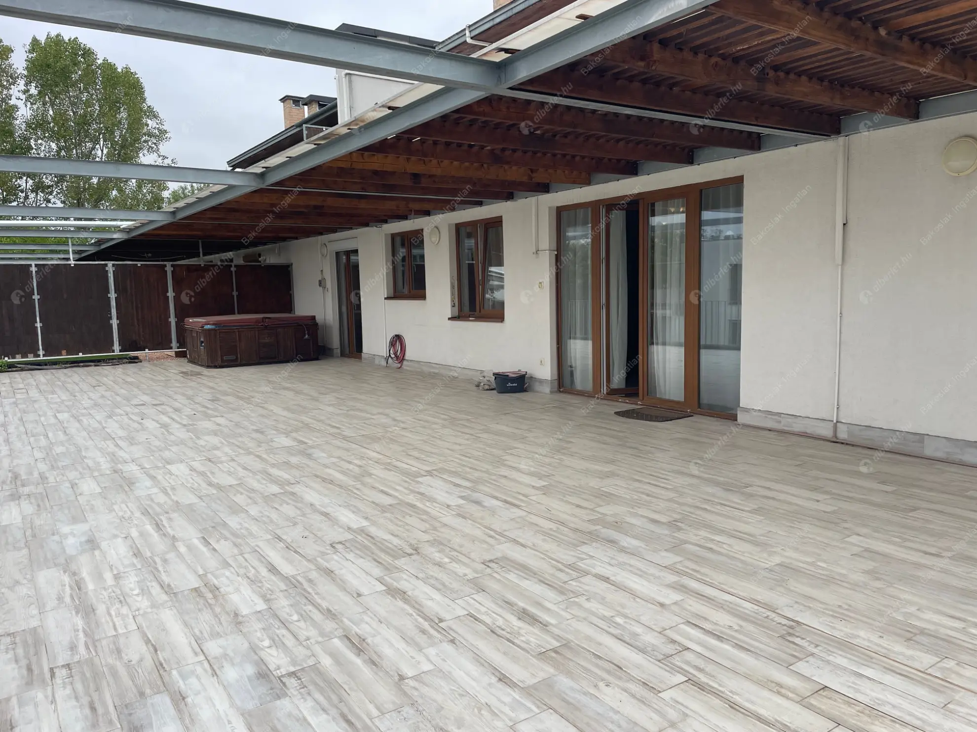 Kiadó albérlet 690000 Ft/hó áron: Budapest, III. kerület  Nánási út. Mérete: 136 nm, 4 szobás | Alberlet.hu - 6547200