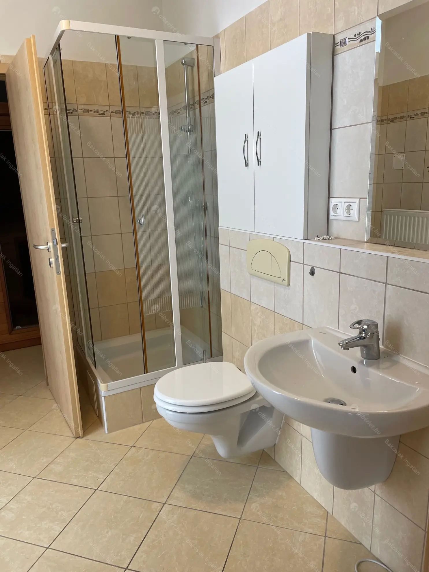 Kiadó albérlet 690000 Ft/hó áron: Budapest, III. kerület  Nánási út. Mérete: 136 nm, 4 szobás | Alberlet.hu - 6547204