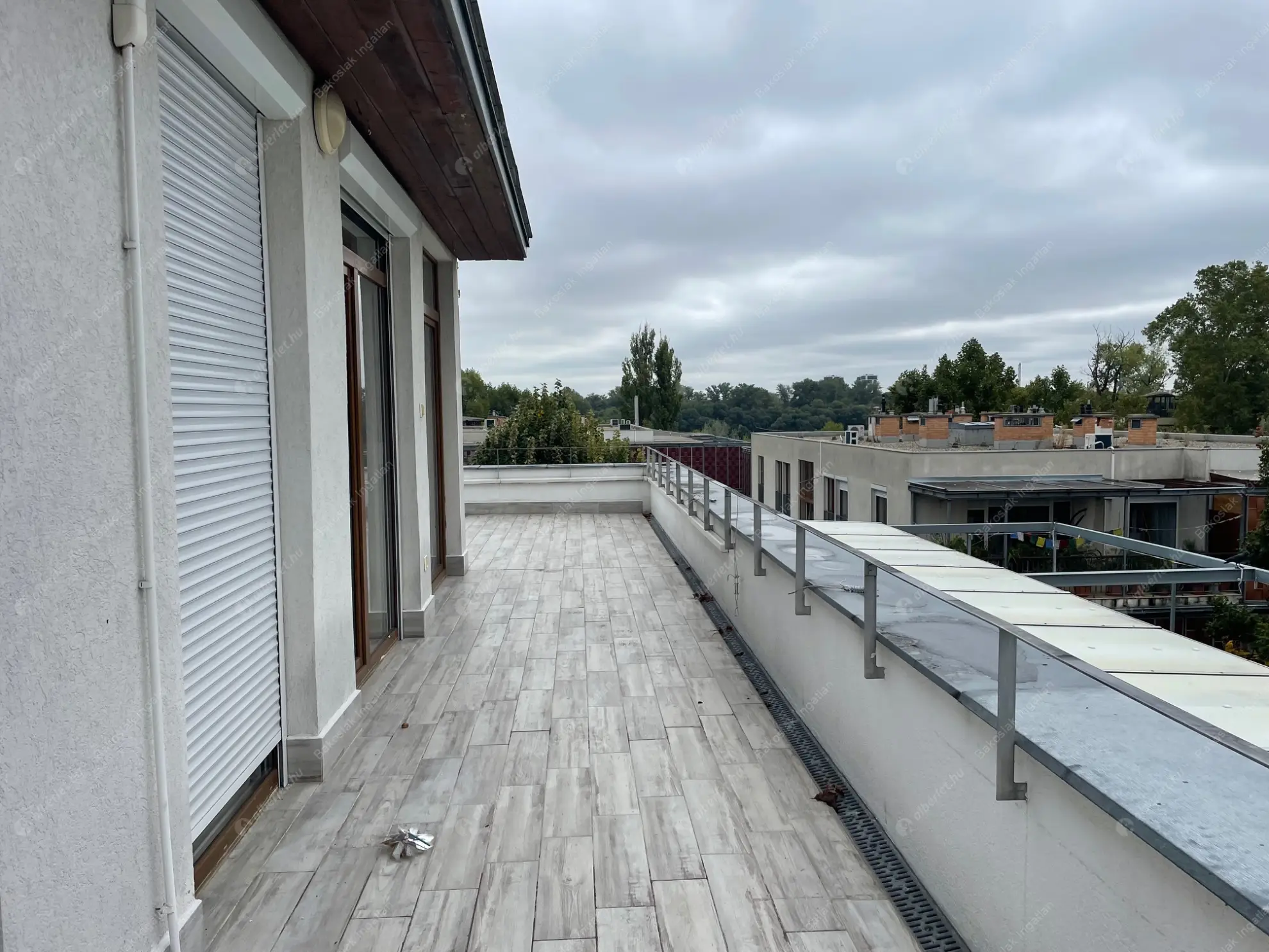 Kiadó albérlet 690000 Ft/hó áron: Budapest, III. kerület  Nánási út. Mérete: 136 nm, 4 szobás | Alberlet.hu - 6547207