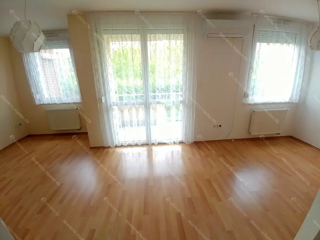 Kiadó albérlet 220000 Ft/hó áron: Budapest, III. kerület  Nánási út. Mérete: 37 nm, 1 szobás | Alberlet.hu - 6651239