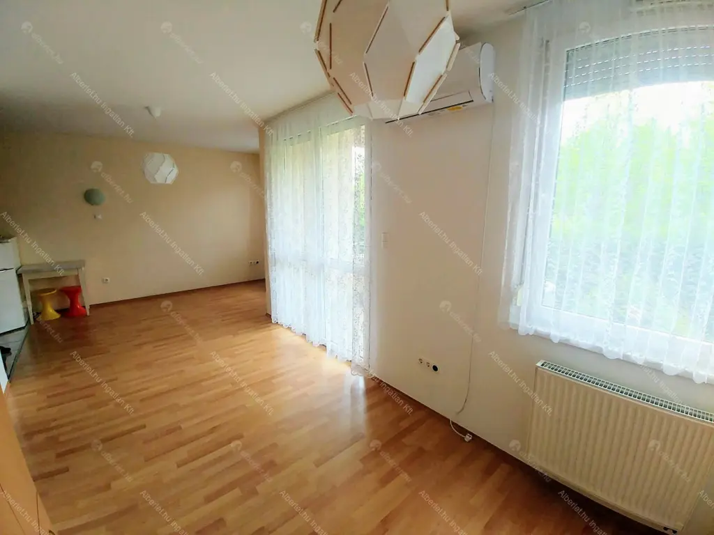 Kiadó albérlet 220000 Ft/hó áron: Budapest, III. kerület  Nánási út. Mérete: 37 nm, 1 szobás | Alberlet.hu - 6651250