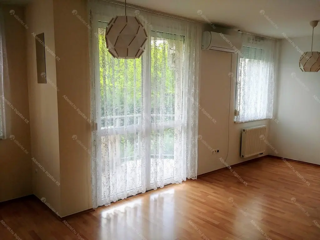 Kiadó albérlet 220000 Ft/hó áron: Budapest, III. kerület  Nánási út. Mérete: 37 nm, 1 szobás | Alberlet.hu - 6651255