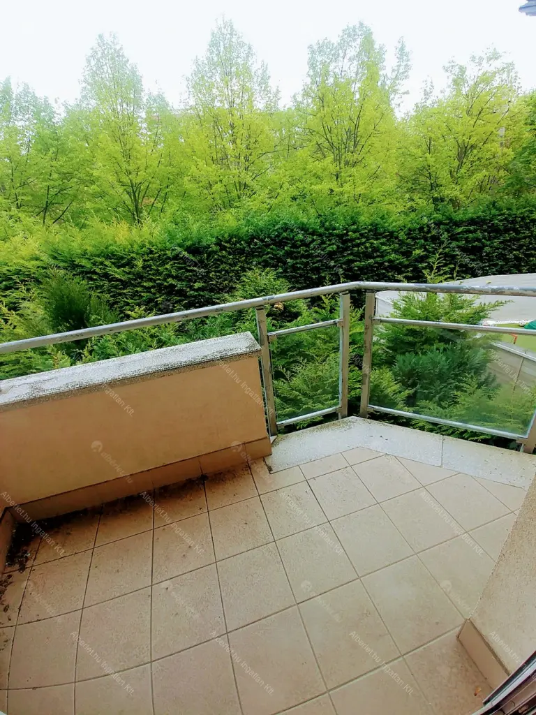 Kiadó albérlet 220000 Ft/hó áron: Budapest, III. kerület  Nánási út. Mérete: 37 nm, 1 szobás | Alberlet.hu - 6651256