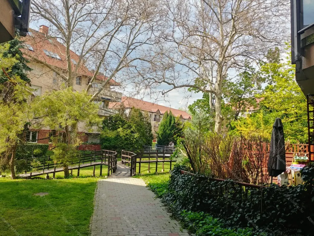 Kiadó albérlet 220000 Ft/hó áron: Budapest, III. kerület  Nánási út. Mérete: 37 nm, 1 szobás | Alberlet.hu - 6651261