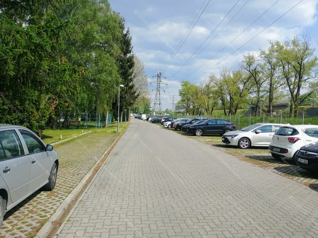 Kiadó albérlet 220000 Ft/hó áron: Budapest, III. kerület  Nánási út. Mérete: 37 nm, 1 szobás | Alberlet.hu - 6651265