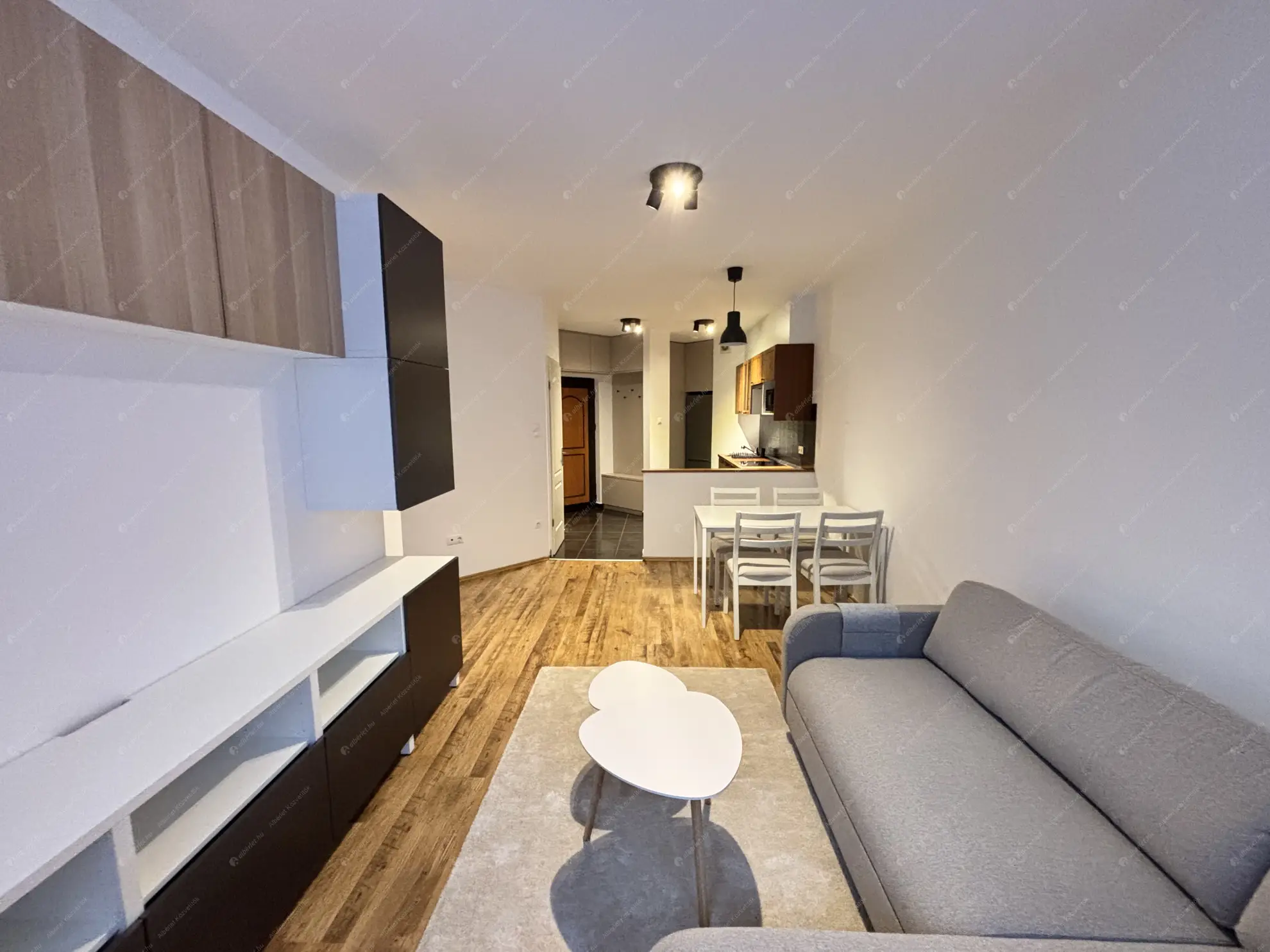 Kiadó albérlet 260000 Ft/hó áron: Budapest, III. kerület  Nánási út. Mérete: 50 nm, 2 szobás | Alberlet.hu - 6612478