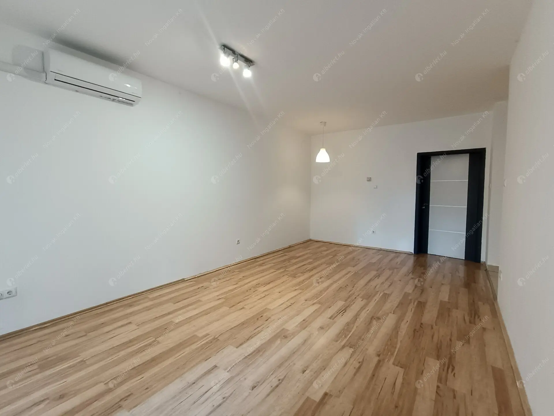 Kiadó albérlet 280000 Ft/hó áron: Budapest, III. kerület  Nánási út. Mérete: 55 nm, 2 szobás | Alberlet.hu - 6543470