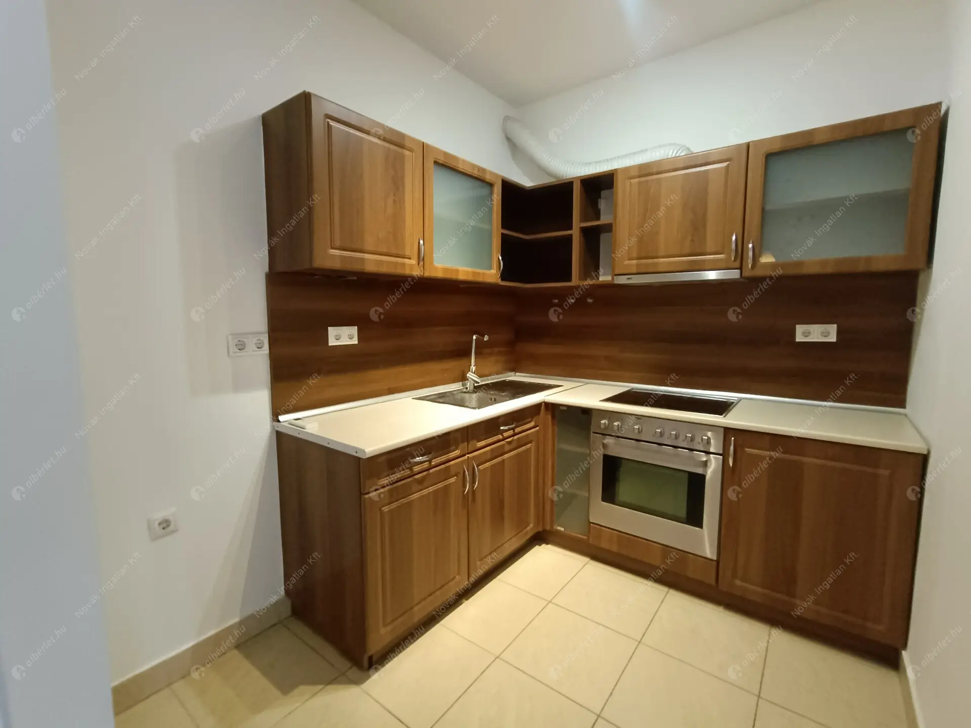 Kiadó albérlet 280000 Ft/hó áron: Budapest, III. kerület  Nánási út. Mérete: 55 nm, 2 szobás | Alberlet.hu - 6543475