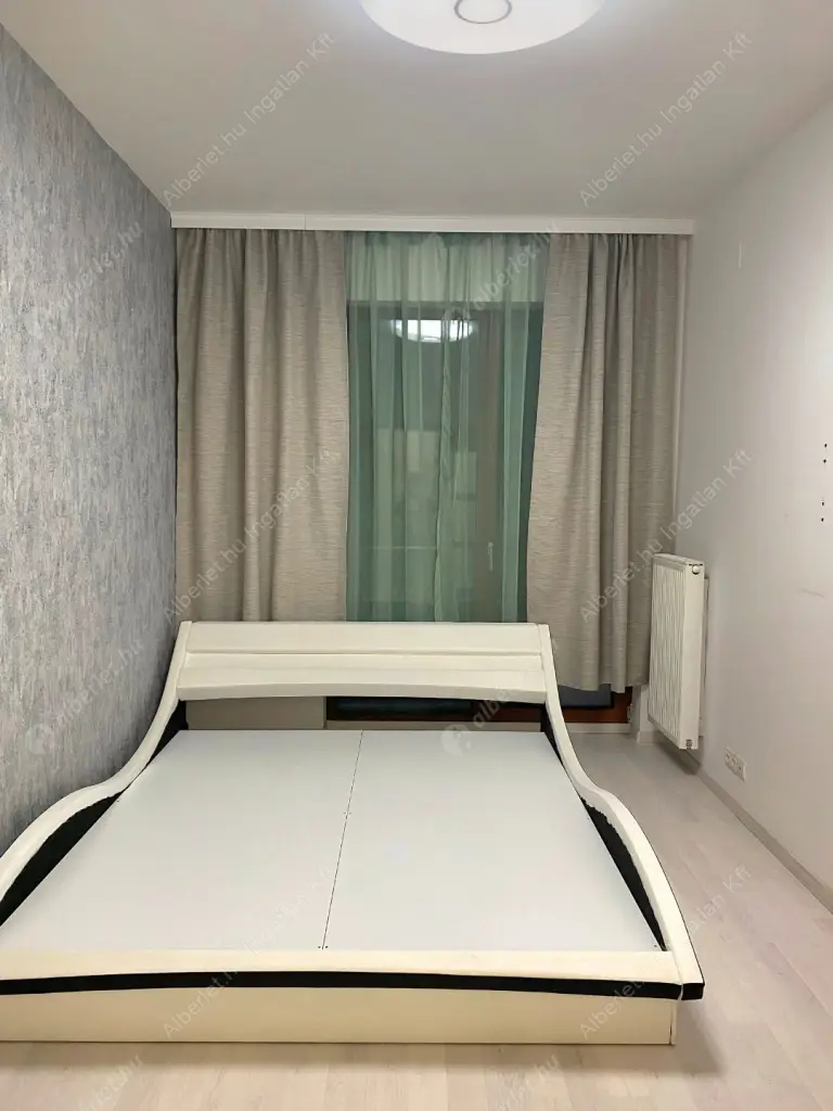 Kiadó albérlet 290000 Ft/hó áron: Budapest, III. kerület  Nánási út. Mérete: 55 nm, 2 szobás | Alberlet.hu - 6595906