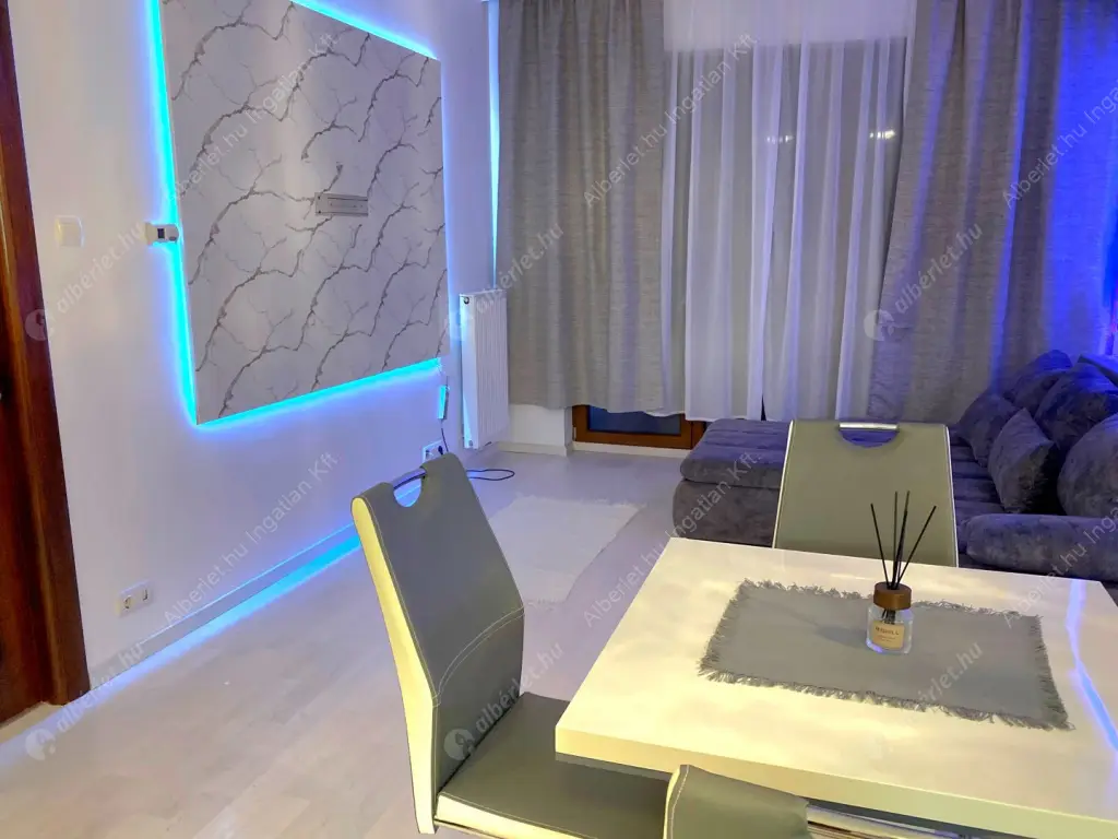 Kiadó albérlet 290000 Ft/hó áron: Budapest, III. kerület  Nánási út. Mérete: 55 nm, 2 szobás | Alberlet.hu - 6595910