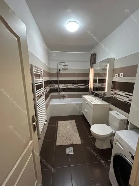 Kiadó albérlet 325000 Ft/hó áron: Budapest, III. kerület  Nánási út. Mérete: 69 nm, 3 szobás | Alberlet.hu - 6663952