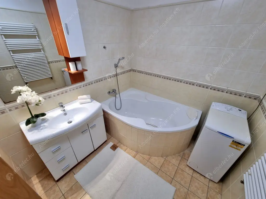 Kiadó albérlet 290000 Ft/hó áron: Budapest, III. kerület  Pacsirtamező utca. Mérete: 54 nm, 2 szobás | Alberlet.hu - 6585507