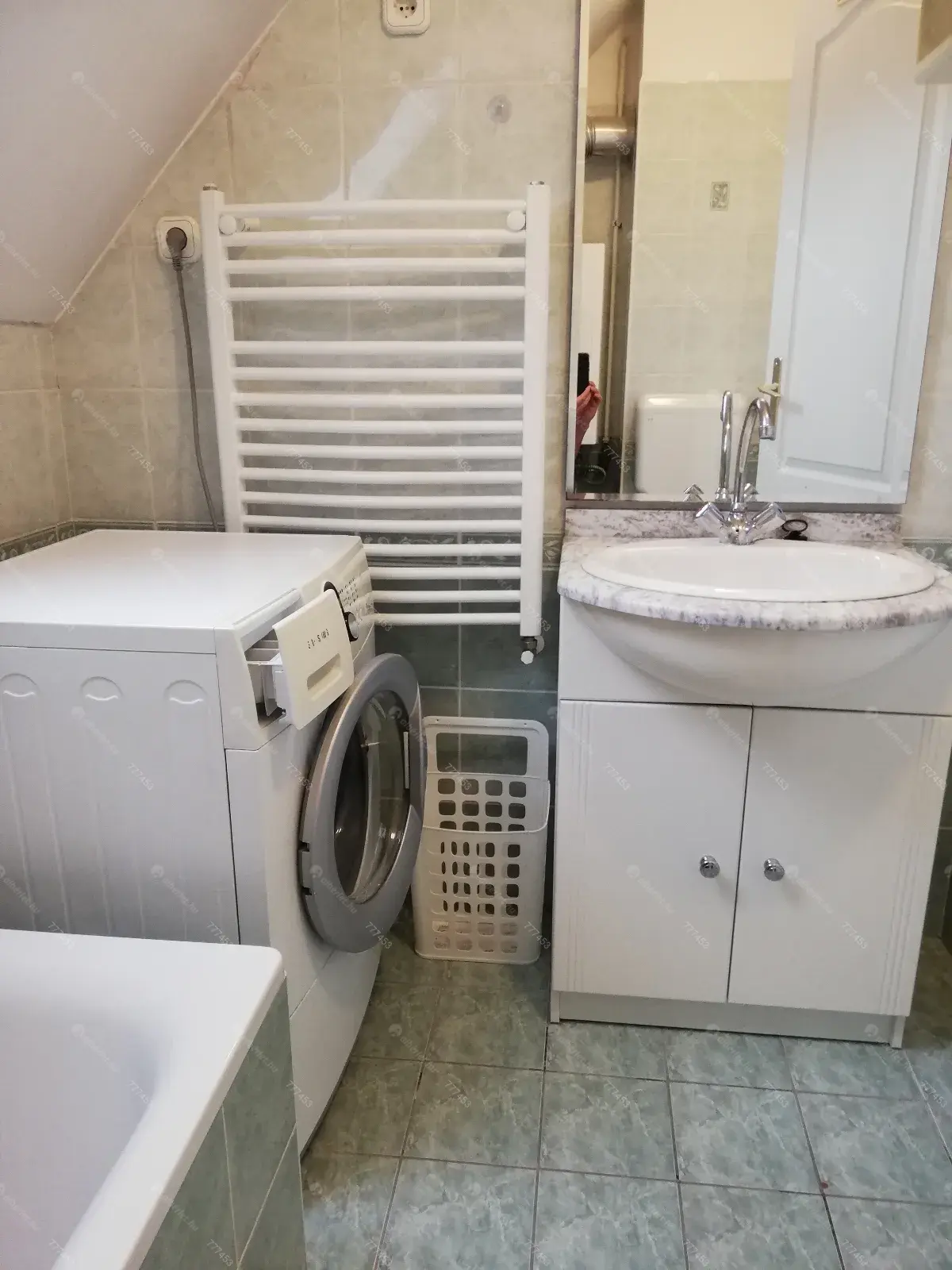 Kiadó albérlet 180000 Ft/hó áron: Budapest, III. kerület  Papírgyár utca. Mérete: 39 nm, 1 szobás | Alberlet.hu - 6704241