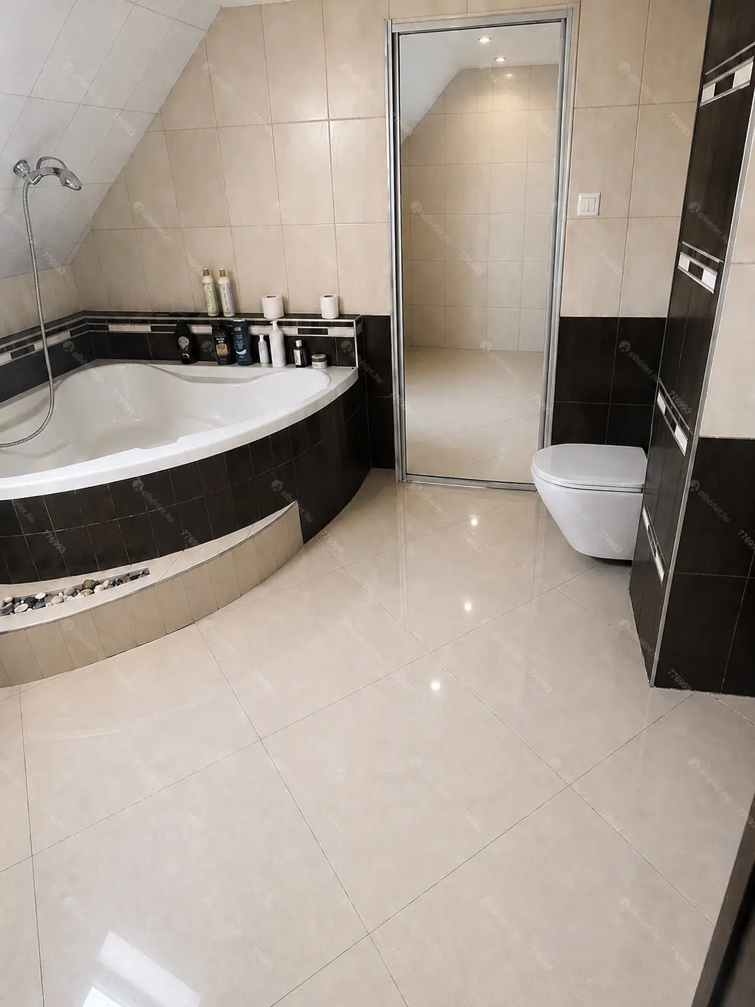 Kiadó albérlet 380000 Ft/hó áron: Budapest, III. kerület  Pozsonyi utca. Mérete: 130 nm, 3 szobás | Alberlet.hu - 6706900