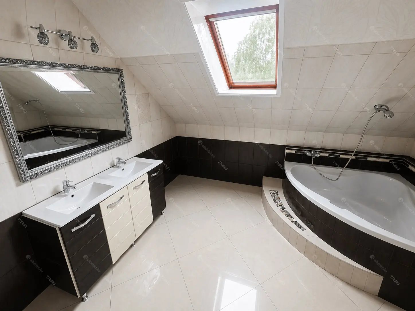 Kiadó albérlet 380000 Ft/hó áron: Budapest, III. kerület  Pozsonyi utca. Mérete: 130 nm, 3 szobás | Alberlet.hu - 6706901