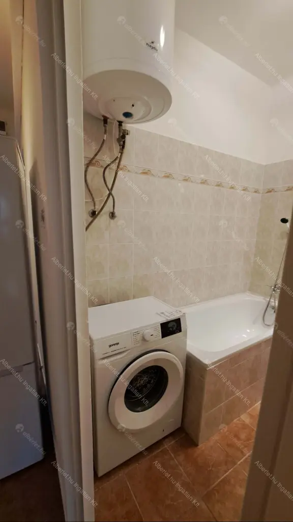 Kiadó albérlet 180000 Ft/hó áron: Budapest, III. kerület  Raktár utca. Mérete: 35 nm, 1 szobás | Alberlet.hu - 6690772