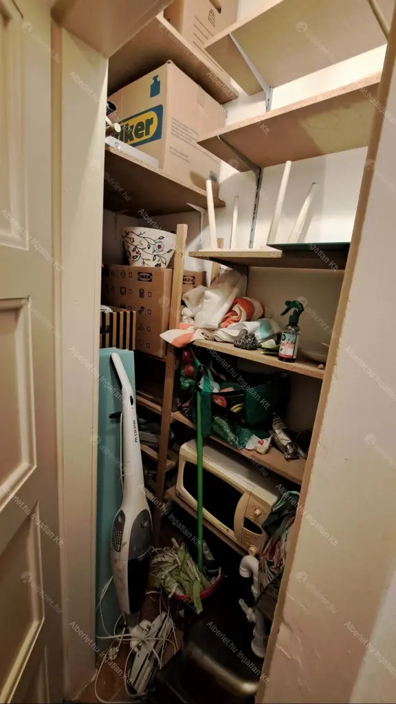 Kiadó albérlet 180000 Ft/hó áron: Budapest, III. kerület  Raktár utca. Mérete: 35 nm, 1 szobás | Alberlet.hu - 6690775