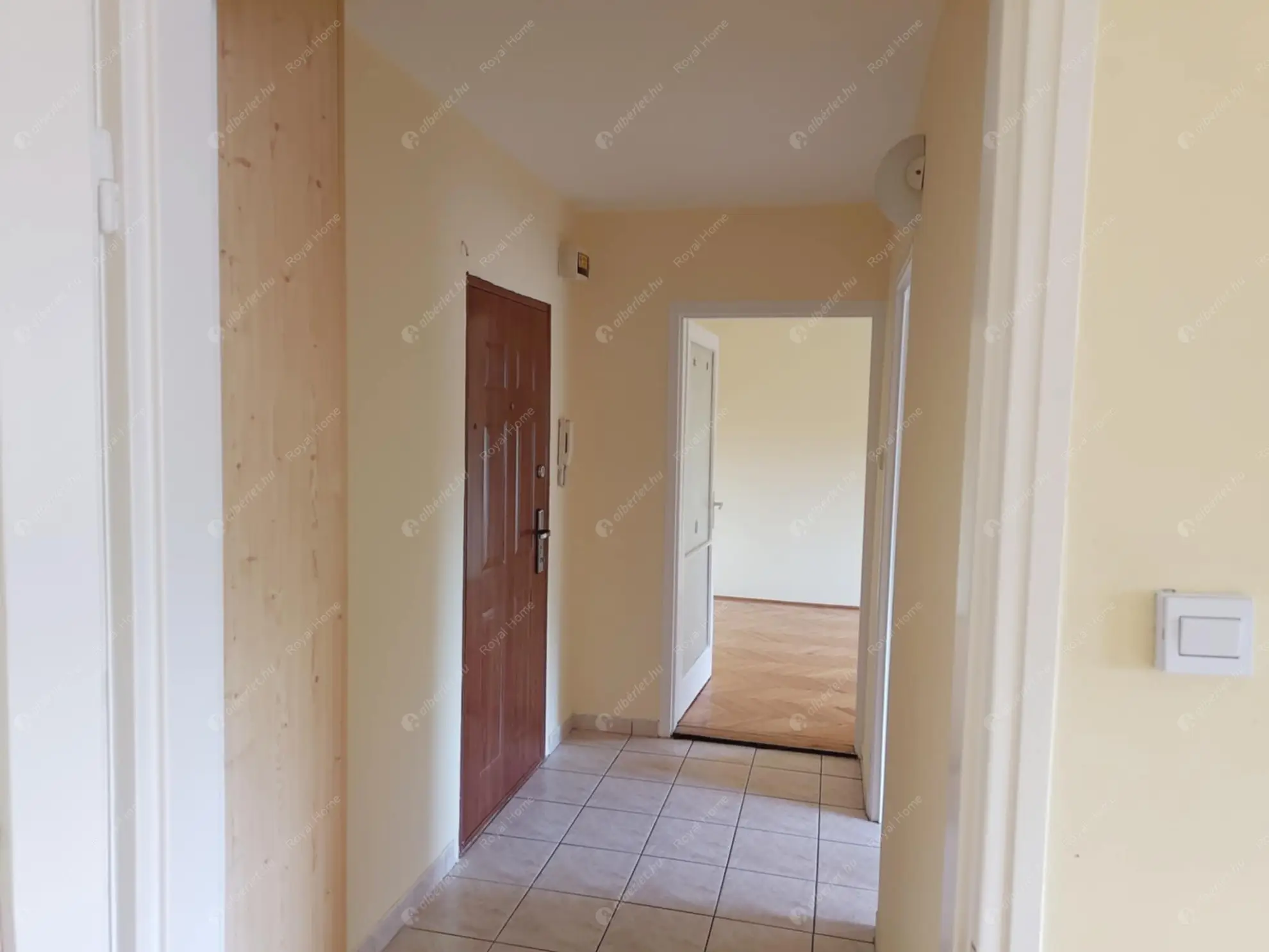 Kiadó albérlet 209000 Ft/hó áron: Budapest, III. kerület  Raktár utca. Mérete: 53 nm, 2 szobás | Alberlet.hu - 6577208