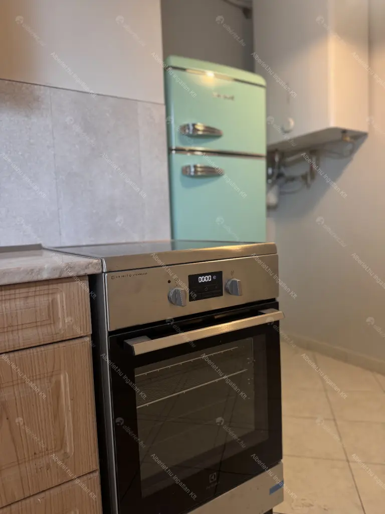 Kiadó albérlet 450000 Ft/hó áron: Budapest, III. kerület  Remetehegyi út. Mérete: 72 nm, 2 szobás | Alberlet.hu - 6701324