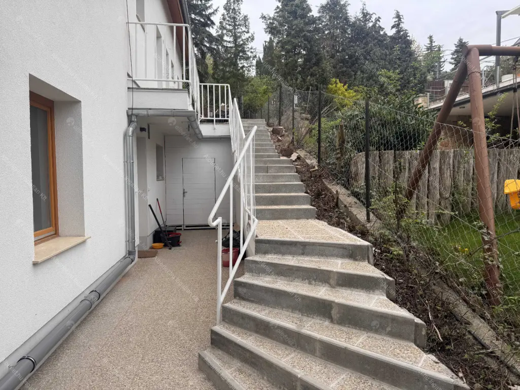 Kiadó albérlet 450000 Ft/hó áron: Budapest, III. kerület  Remetehegyi út. Mérete: 72 nm, 2 szobás | Alberlet.hu - 6701335