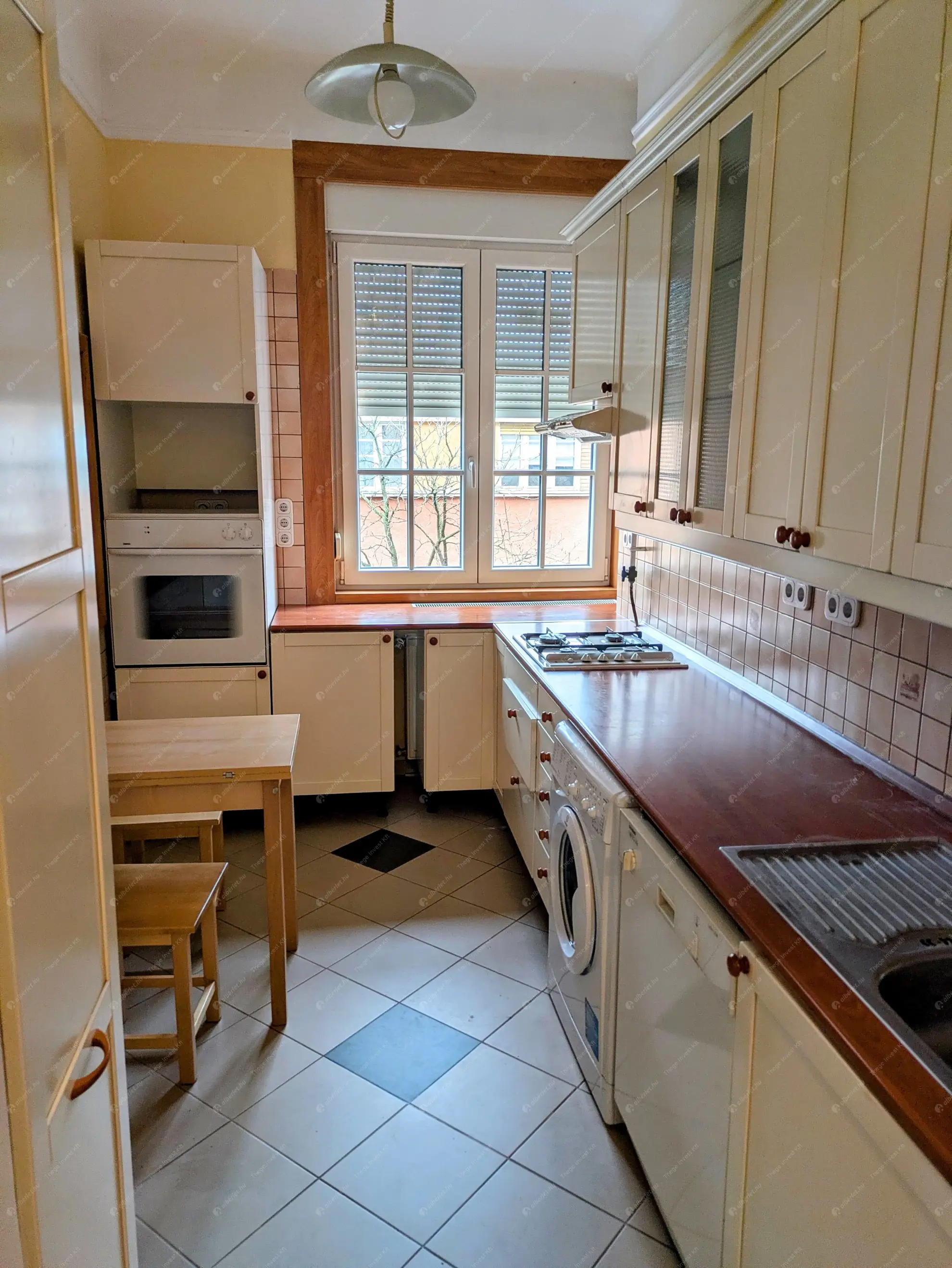 Kiadó albérlet 275000 Ft/hó áron: Budapest, III. kerület  San Marco utca. Mérete: 62 nm, 2 szobás | Alberlet.hu - 6586201