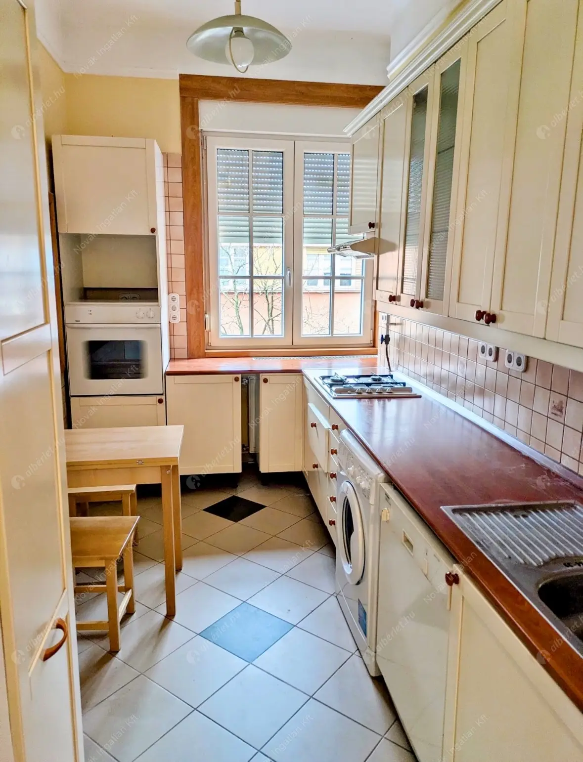 Kiadó albérlet 250000 Ft/hó áron: Budapest, III. kerület  San Marco utca. Mérete: 62 nm, 2 szobás | Alberlet.hu - 6594803