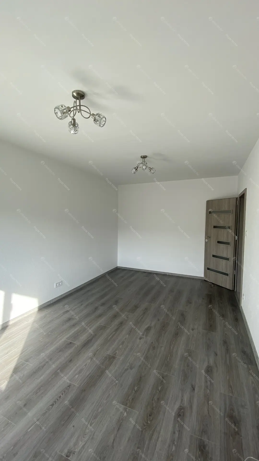 Kiadó albérlet 280000 Ft/hó áron: Budapest, III. kerület  Szél utca. Mérete: 50 nm, 2 szobás | Alberlet.hu - 5957772