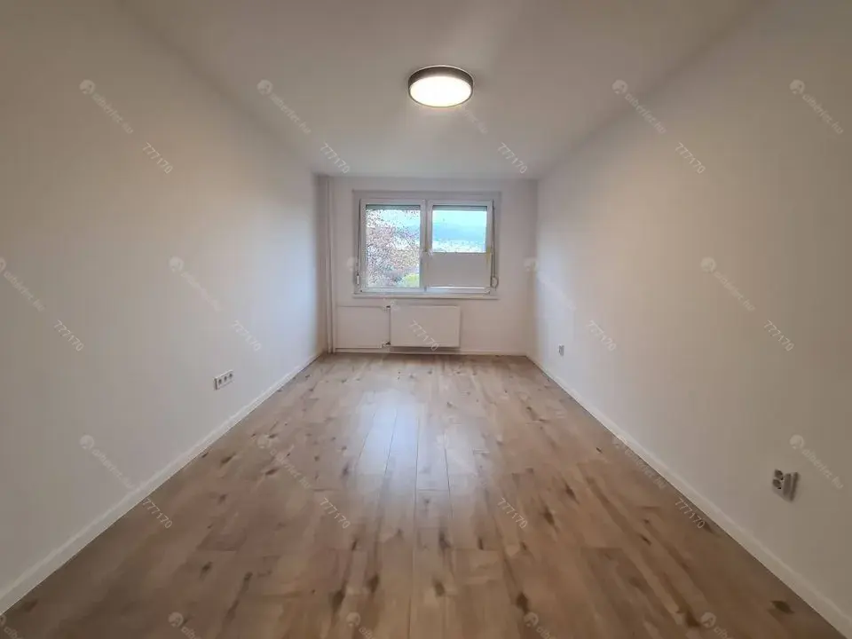 Kiadó albérlet 250000 Ft/hó áron: Budapest, III. kerület  Szél utca. Mérete: 50 nm, 2 szobás | Alberlet.hu - 6699231