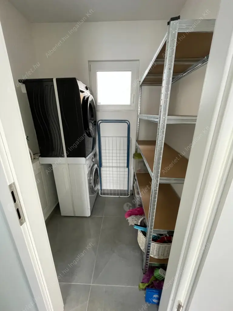 Kiadó albérlet 450000 Ft/hó áron: Budapest, III. kerület  Szent István utca. Mérete: 80 nm, 2 szobás | Alberlet.hu - 6597489