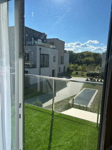 Kiadó albérlet 450000 Ft/hó áron: Budapest, III. kerület  Szent István utca. Mérete: 80 nm, 2 szobás | Alberlet.hu - 6597502