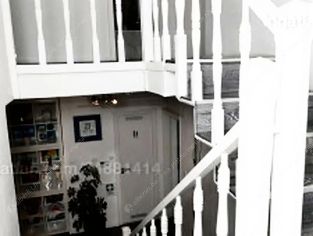 Kiadó albérlet 990000 Ft/hó áron: Budapest, III. kerület  Szentendrei út. Mérete: 200 nm, 8 szobás | Alberlet.hu - 6580490