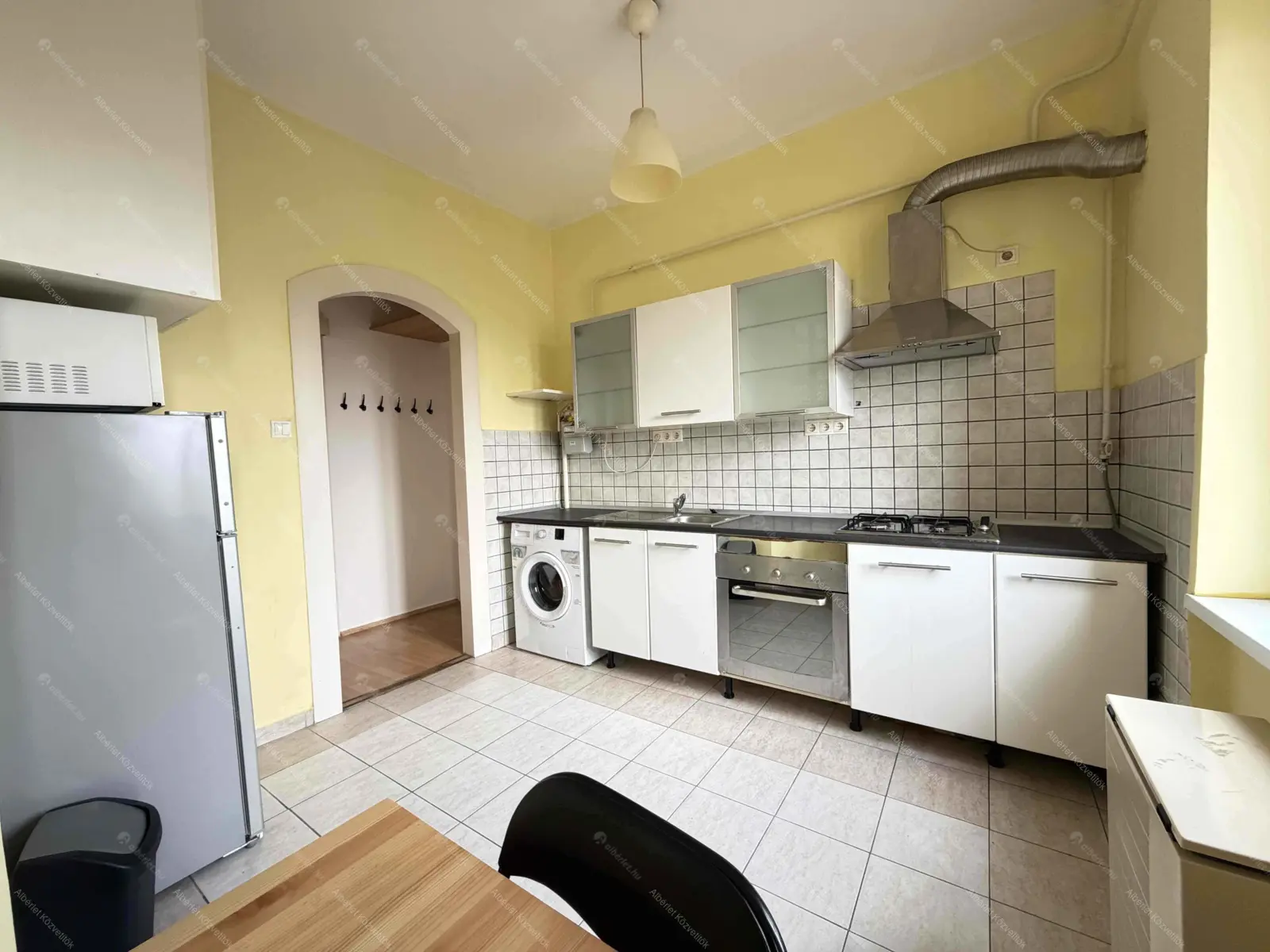 Kiadó albérlet 170000 Ft/hó áron: Budapest, III. kerület  Szentendrei út. Mérete: 37 nm, 1 szobás | Alberlet.hu - 6650034