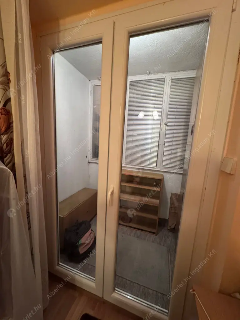 Kiadó albérlet 200000 Ft/hó áron: Budapest, III. kerület  Szentendrei út. Mérete: 51 nm, 1 szobás | Alberlet.hu - 6595532