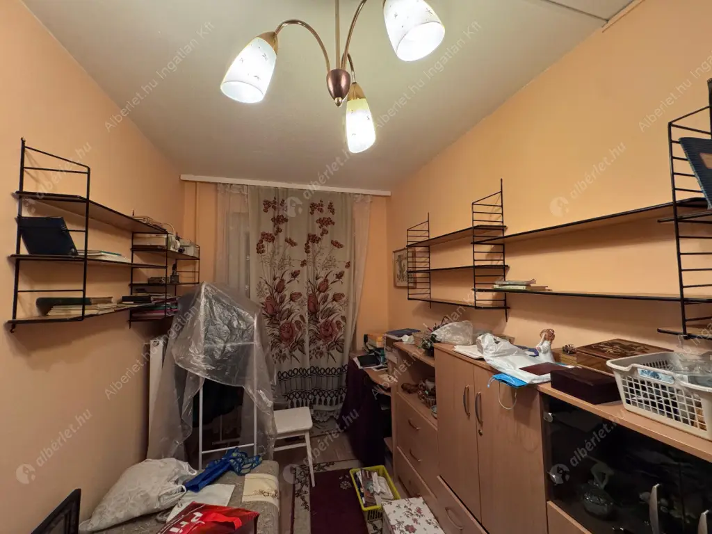 Kiadó albérlet 220000 Ft/hó áron: Budapest, III. kerület  Szentendrei út. Mérete: 51 nm, 1 szobás | Alberlet.hu - 6623529