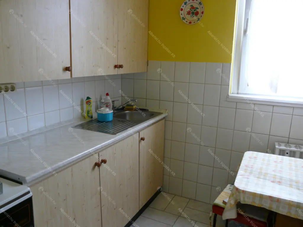 Kiadó albérlet 220000 Ft/hó áron: Budapest, III. kerület  Szentendrei út. Mérete: 51 nm, 1 szobás | Alberlet.hu - 6649208