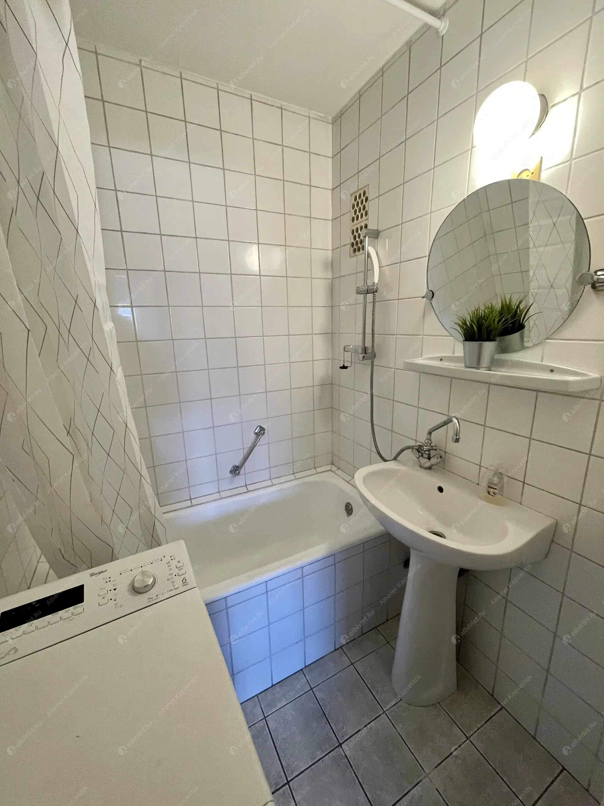 Kiadó albérlet 205000 Ft/hó áron: Budapest, III. kerület  Szentendrei út. Mérete: 52 nm, 2 szobás | Alberlet.hu - 6635180