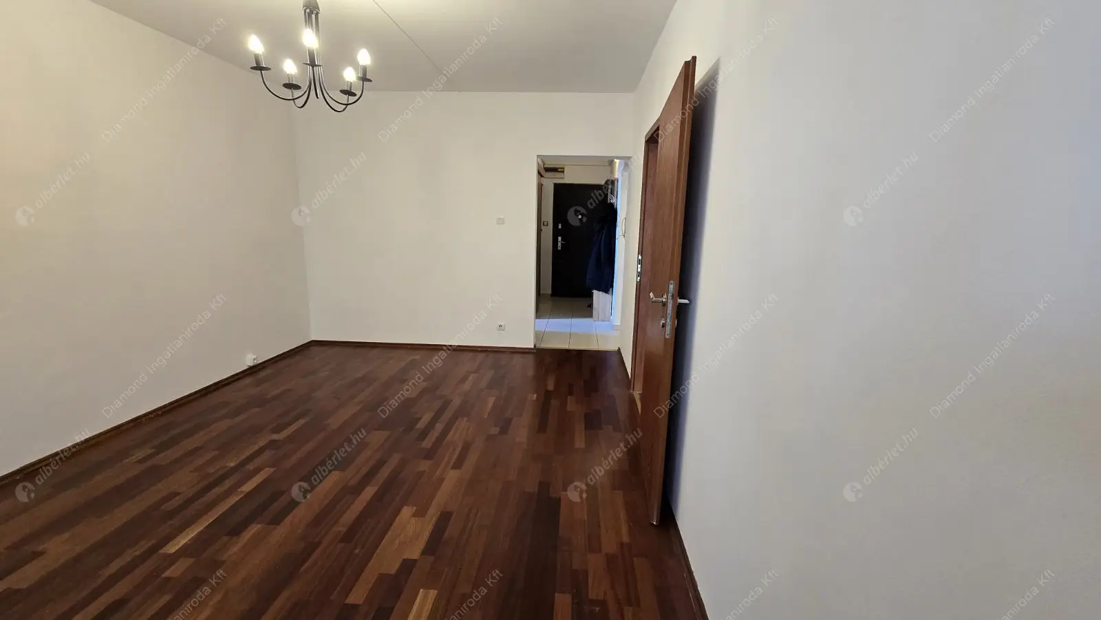 Kiadó albérlet 250000 Ft/hó áron: Budapest, III. kerület  Szentendrei út. Mérete: 54 nm, 2 szobás | Alberlet.hu - 6629447