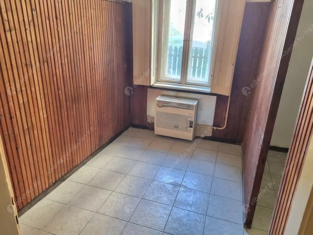 Kiadó albérlet 250000 Ft/hó áron: Budapest, III. kerület  Szentendrei út. Mérete: 90 nm, 3 szobás | Alberlet.hu - 6570424