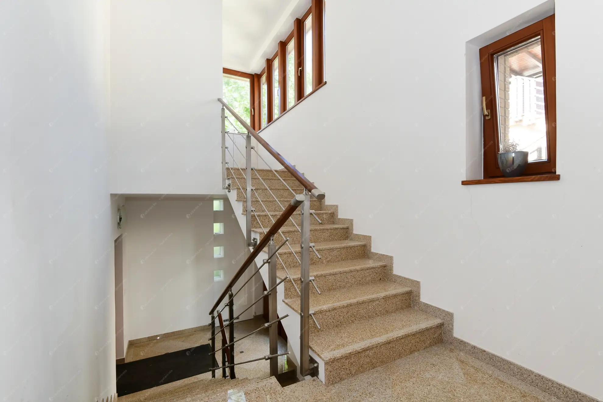 Kiadó albérlet 500000 Ft/hó áron: Budapest, III. kerület  Szépvölgyi út. Mérete: 114 nm, 3 szobás | Alberlet.hu - 6553890